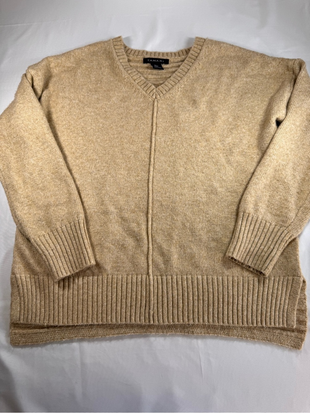 Tahari camel v neck sweater women’s large cozy knit sweater